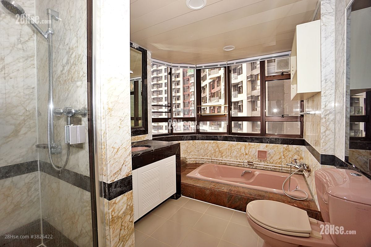 浪琴園 售盤 3 房 , 2 浴室 1,397 平方呎