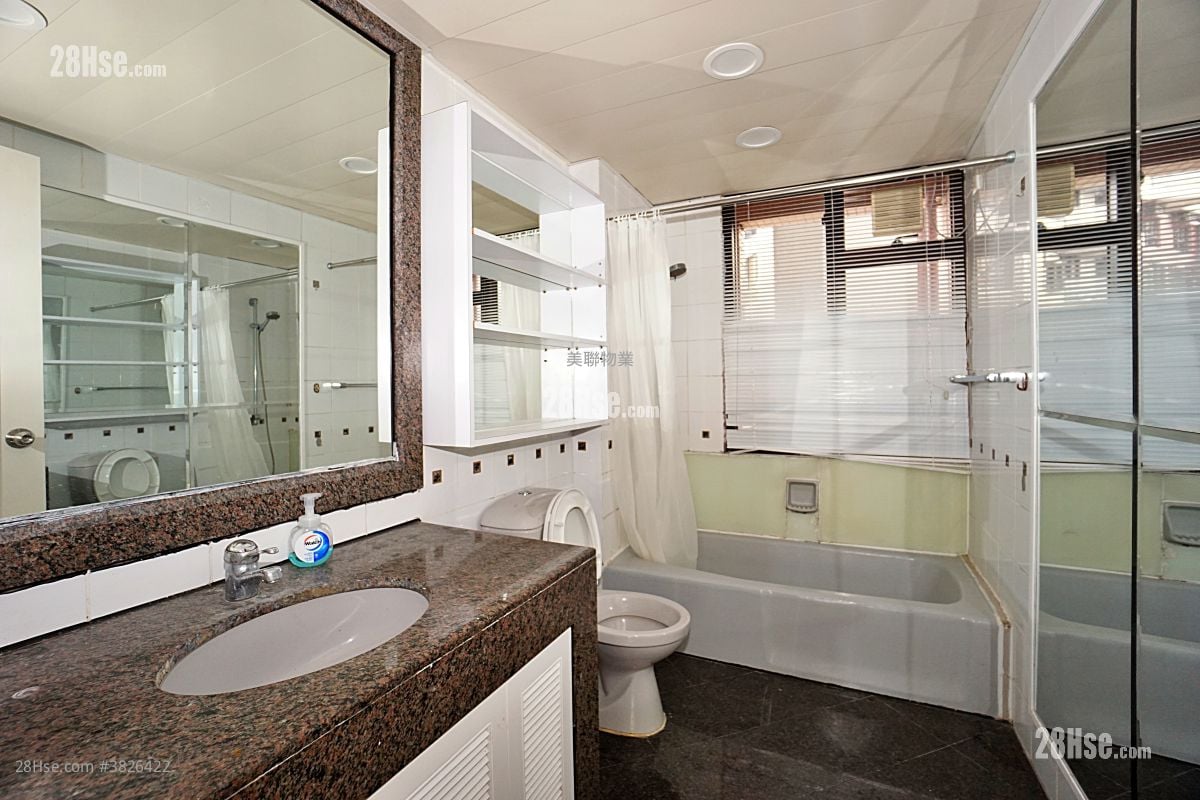 浪琴園 售盤 3 房 , 2 浴室 1,397 平方呎