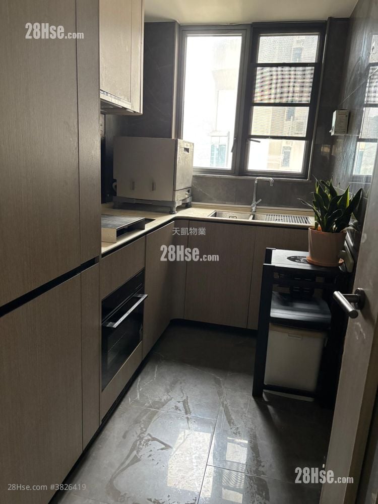 上源 租盤 755 平方呎