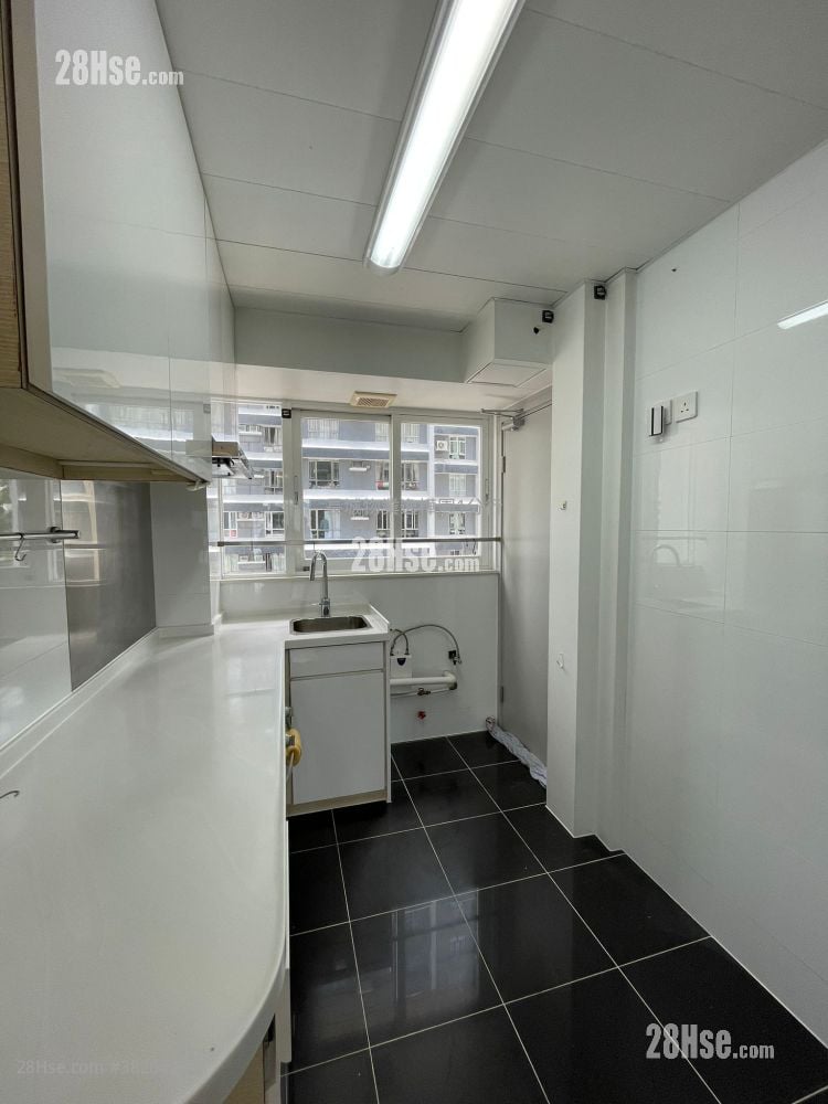 英麗閣 售盤 3 房 , 2 浴室 693 平方呎