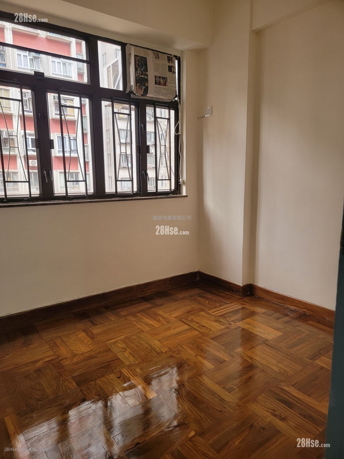 霭华大厦 售盘 2 房 , 1 浴室 321 平方尺