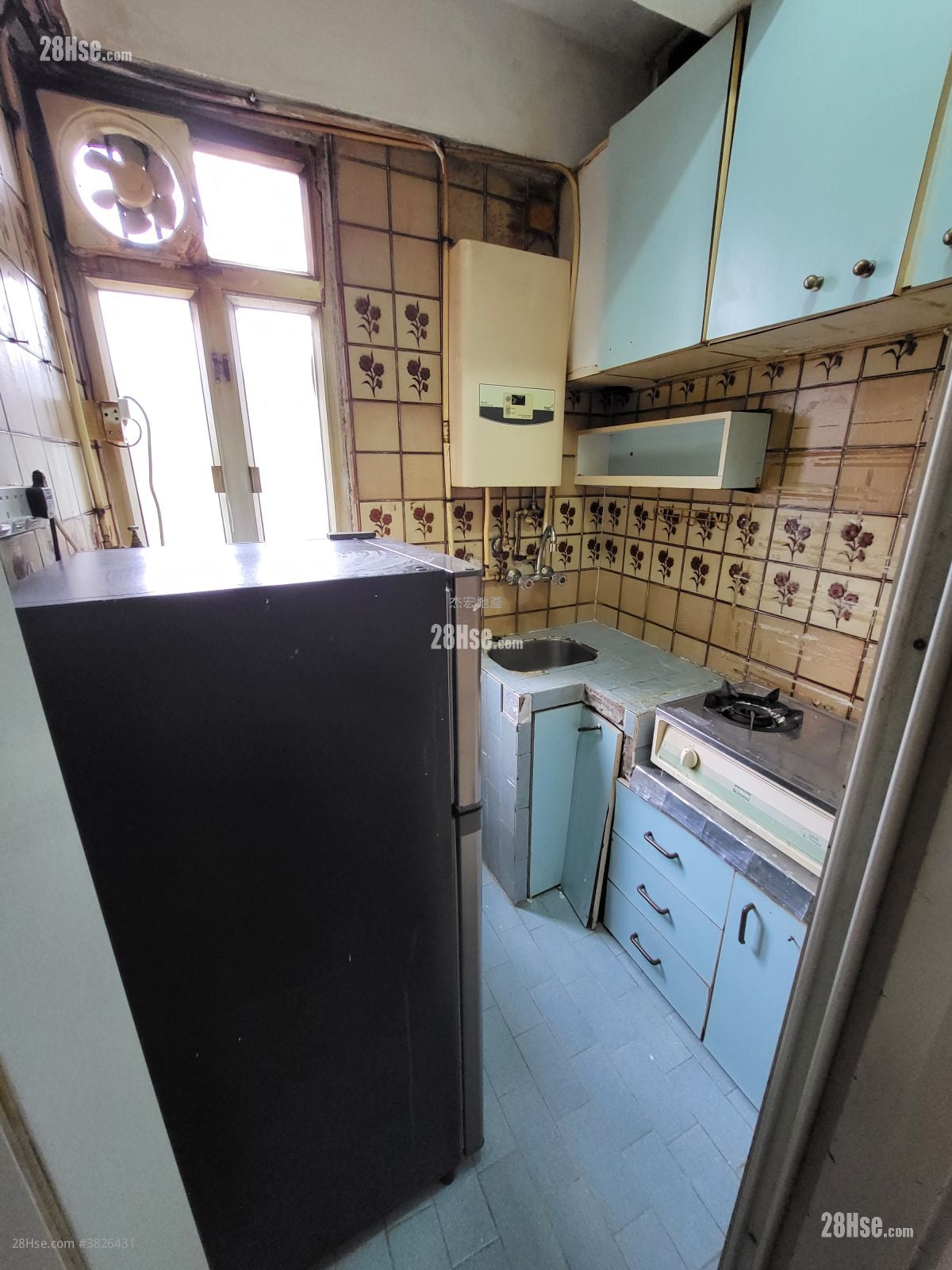 厨房: 金狮花园 售盘 1 房 , 1 浴室 270 平方尺