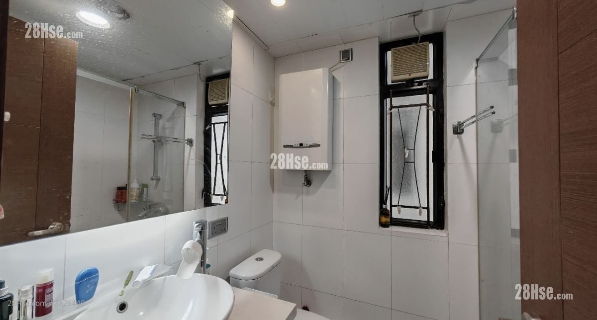 康怡花園 售盤 2 房 , 1 浴室 466 平方呎