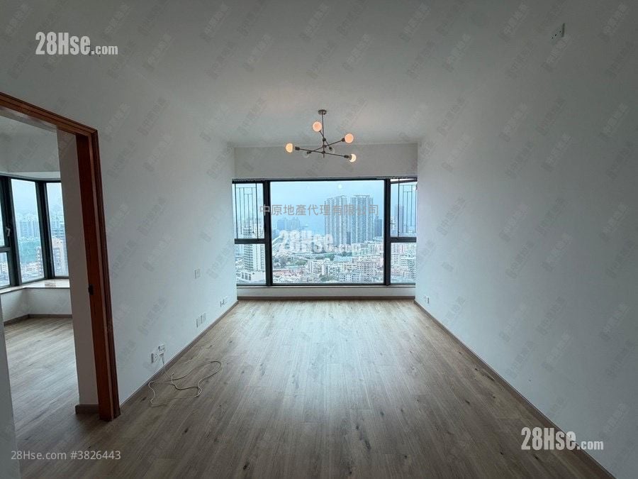 The Bloomsville Sell 3 Bedrooms , 2 Bathrooms 704 ft²