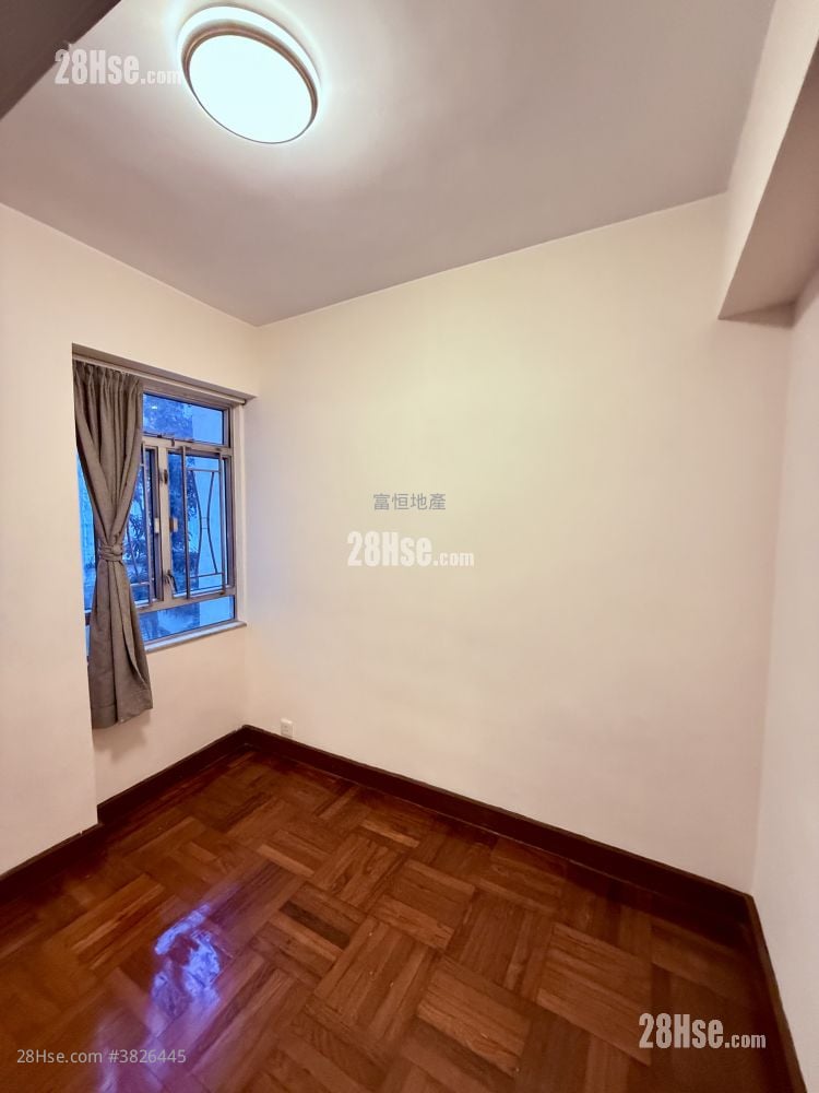 紅磡灣中心 租盤 2 房 , 1 浴室 411 平方呎
