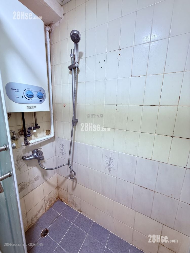 紅磡灣中心 租盤 2 房 , 1 浴室 411 平方呎