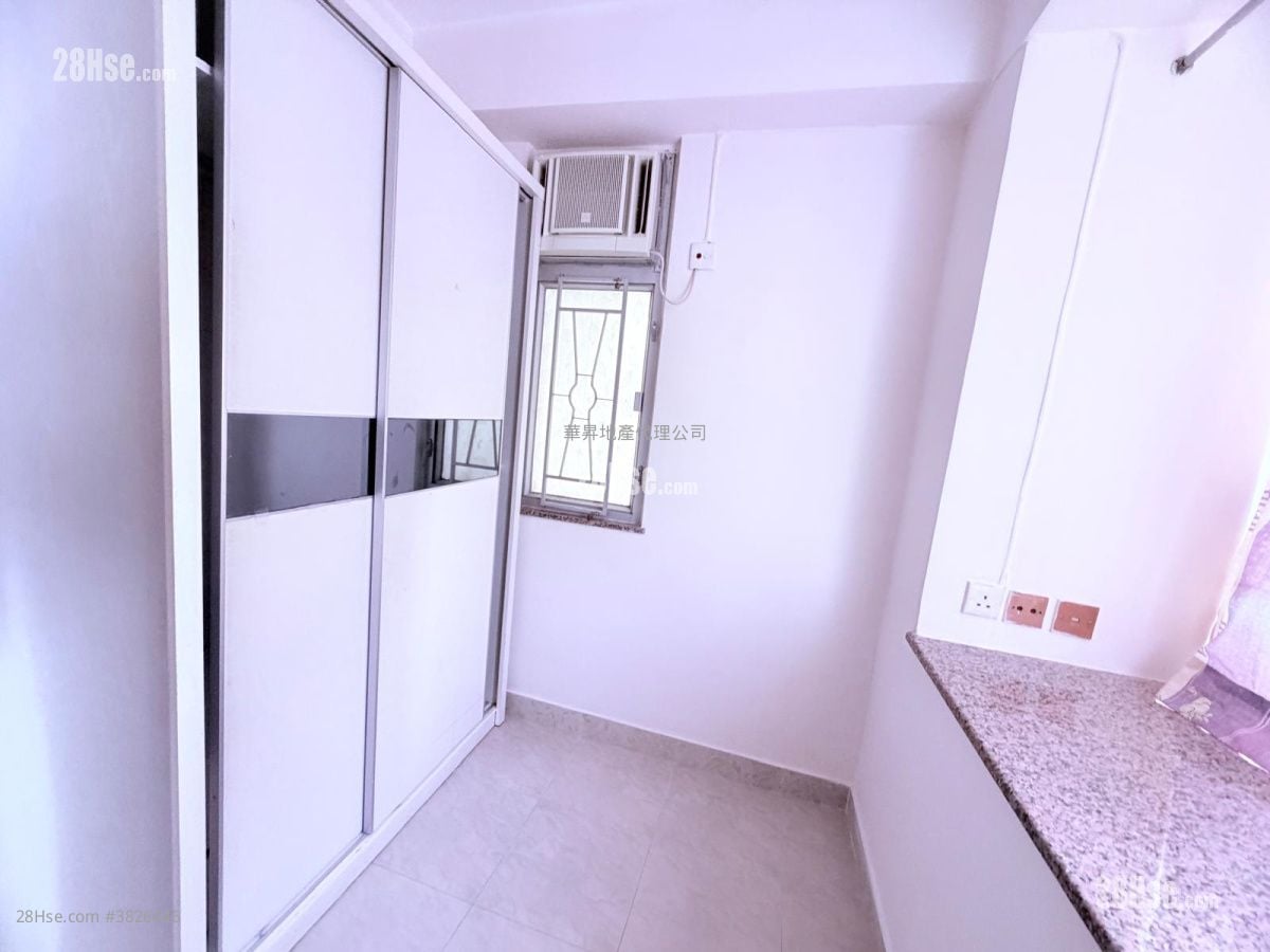 康辉大厦 售盘 2 房 , 1 浴室 271 平方尺