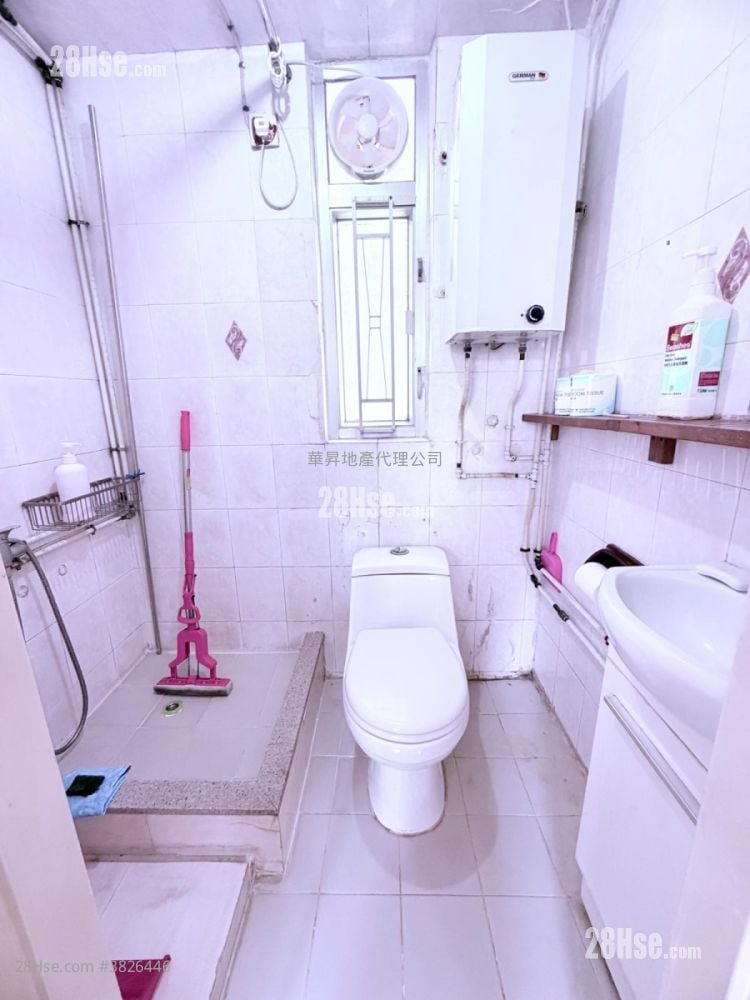 康辉大厦 售盘 2 房 , 1 浴室 271 平方尺