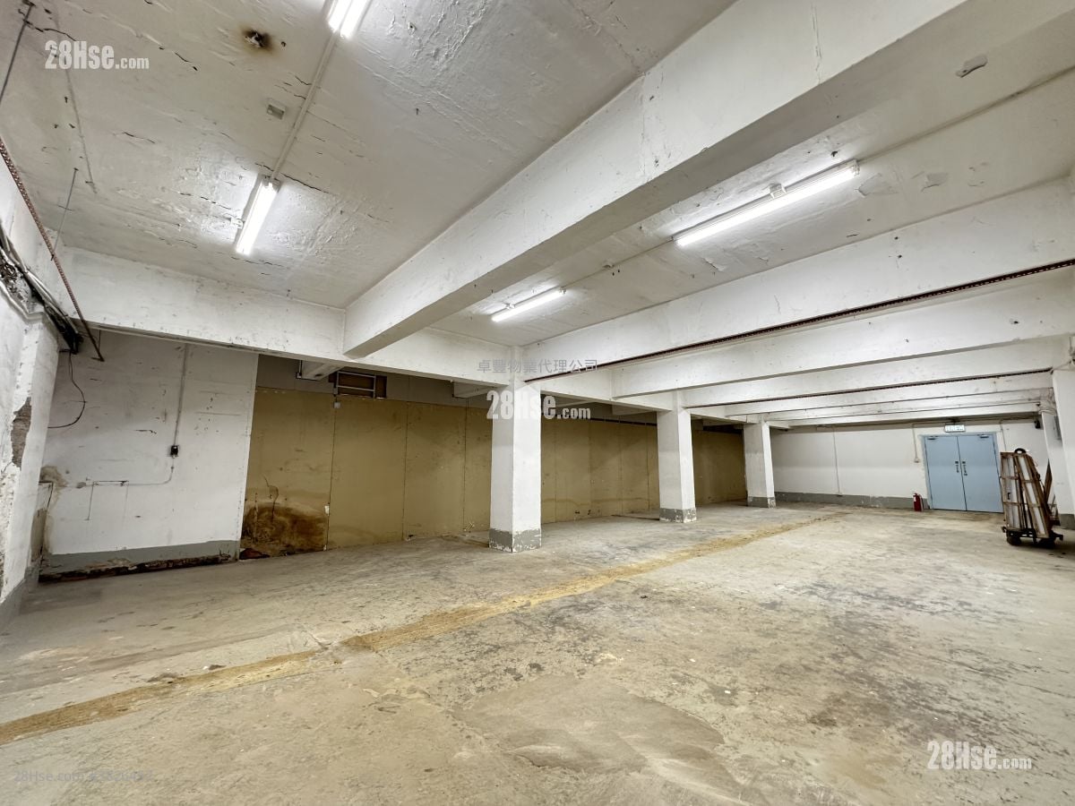 麗昌工廠大廈 租盤 開放式間隔 1,520 平方呎