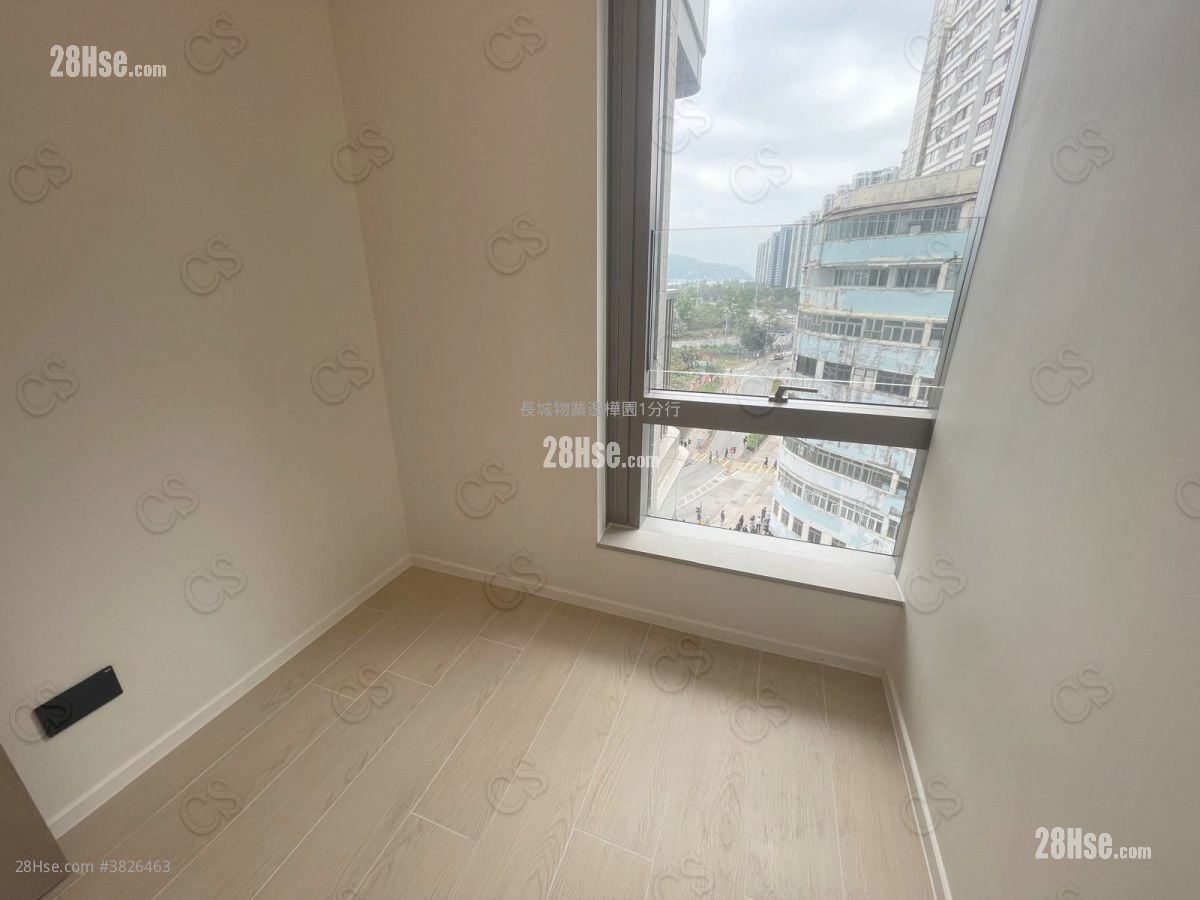 Finnie 租盤 2 房 , 1 浴室 364 平方呎