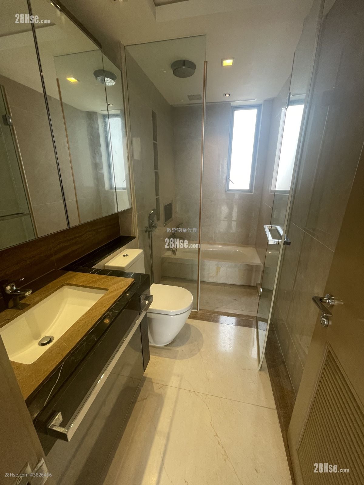 誉港湾 售盘 4 房 , 3 浴室 1,333 平方尺