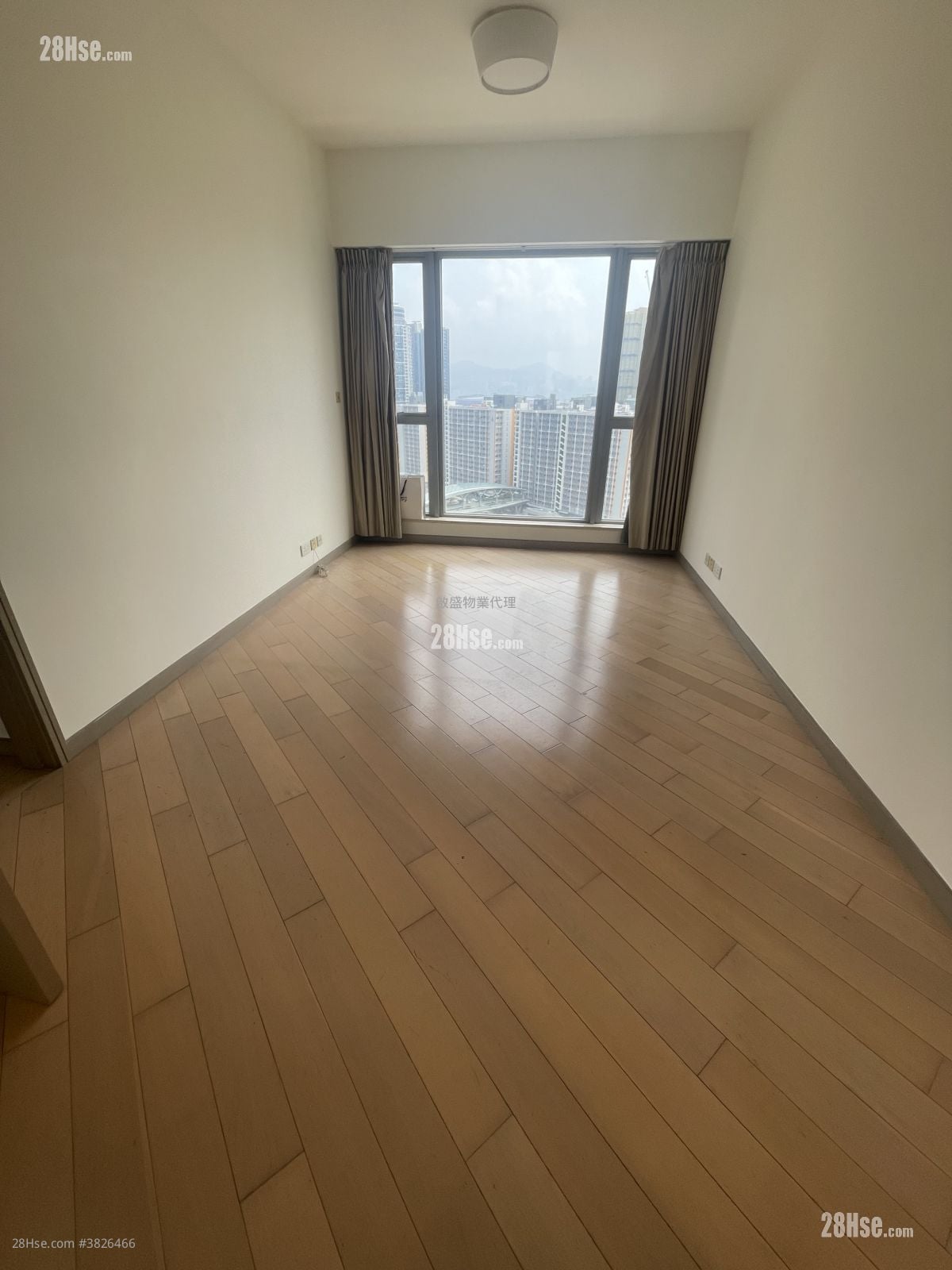 誉港湾 售盘 4 房 , 3 浴室 1,333 平方尺