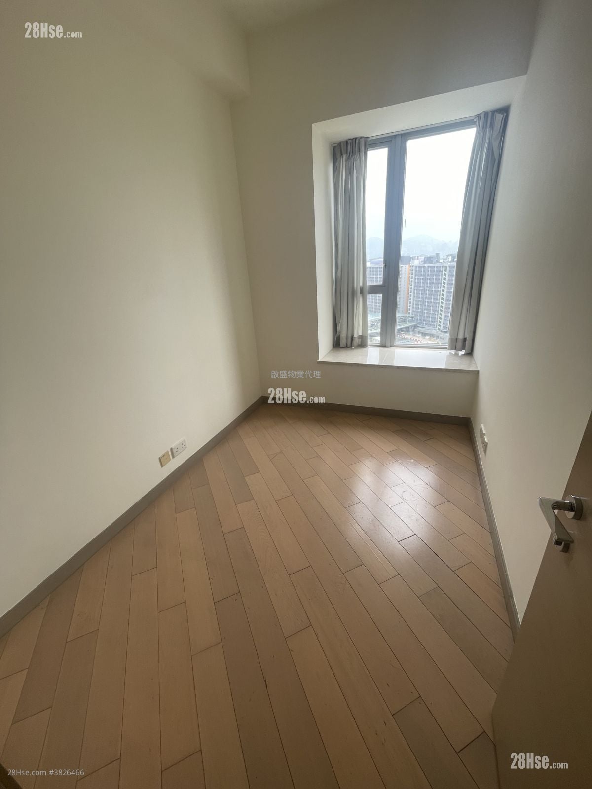 誉港湾 售盘 4 房 , 3 浴室 1,333 平方尺