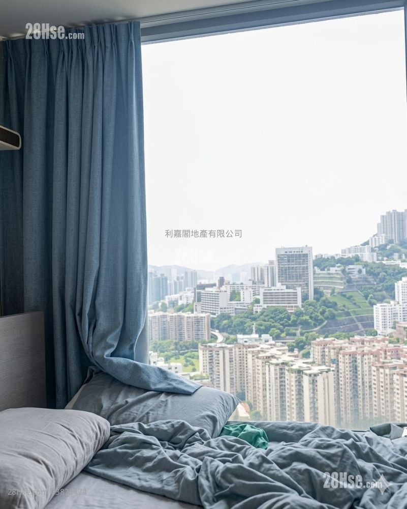 Manhattan Hill Sell 2 Bedrooms 558 ft²