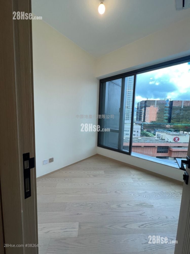 The Arles Sell 1 Bedroom 331 ft²