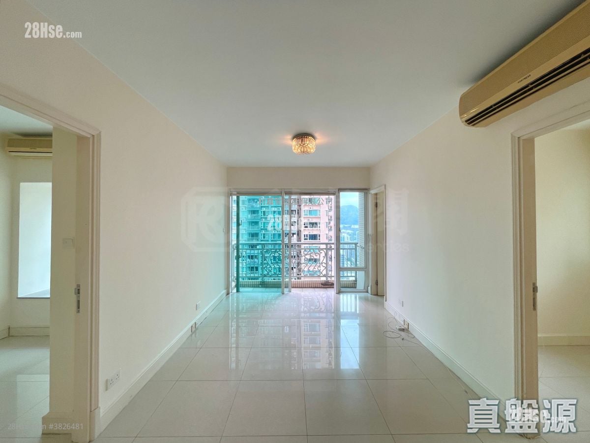 Metro Town Sell 3 Bedrooms , 1 Bathroom 594 ft²