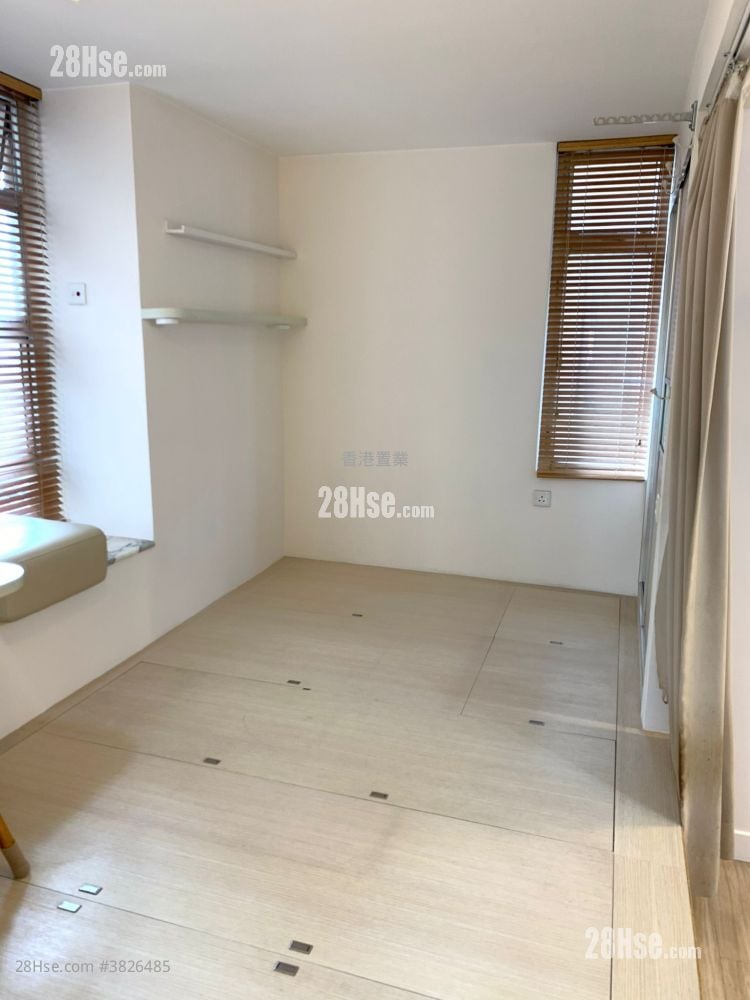 Jade Field Garden Sell 346 ft²