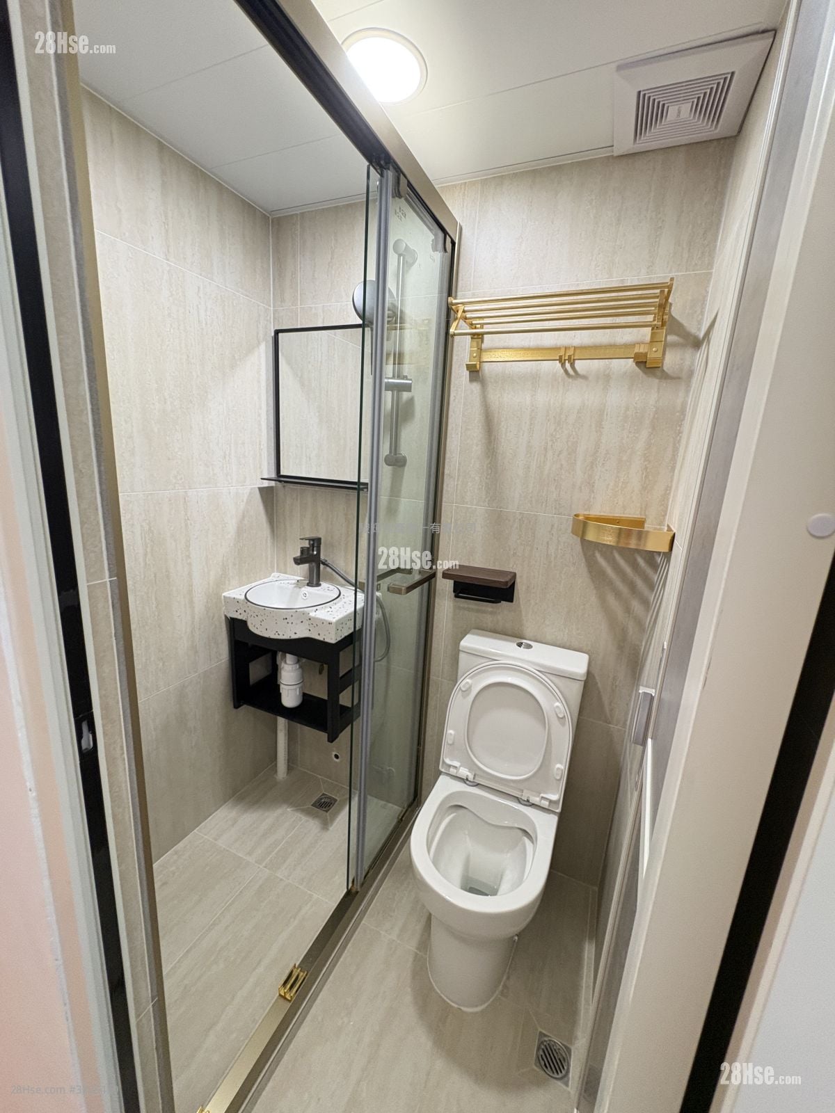 金巴利大廈 租盤 開放式間隔 , 1 浴室 180 平方呎