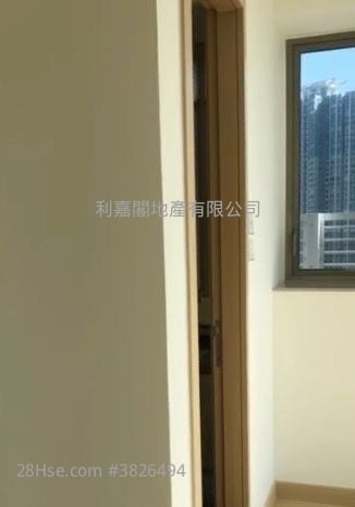 Marini 租盤 3 房 , 2 浴室 770 平方呎