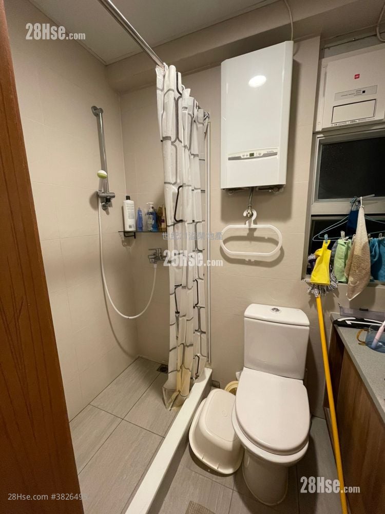 康华大厦 售盘 2 房 , 1 浴室 325 平方尺