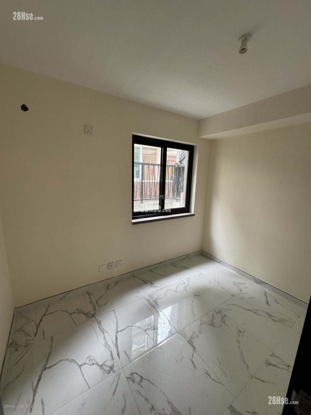 Village Sell 3 Bedrooms , 1 Bathroom 700 ft²