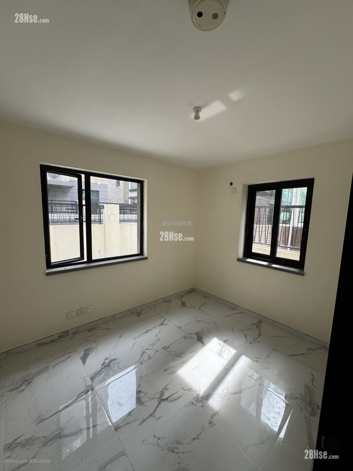 Village Sell 3 Bedrooms , 1 Bathroom 700 ft²