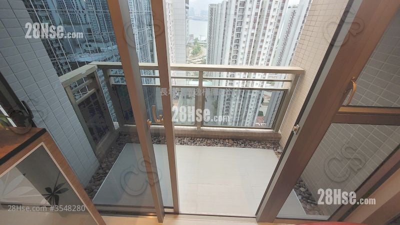 Splendid Place Sell 2 Bedrooms , 1 Bathroom 473 ft²