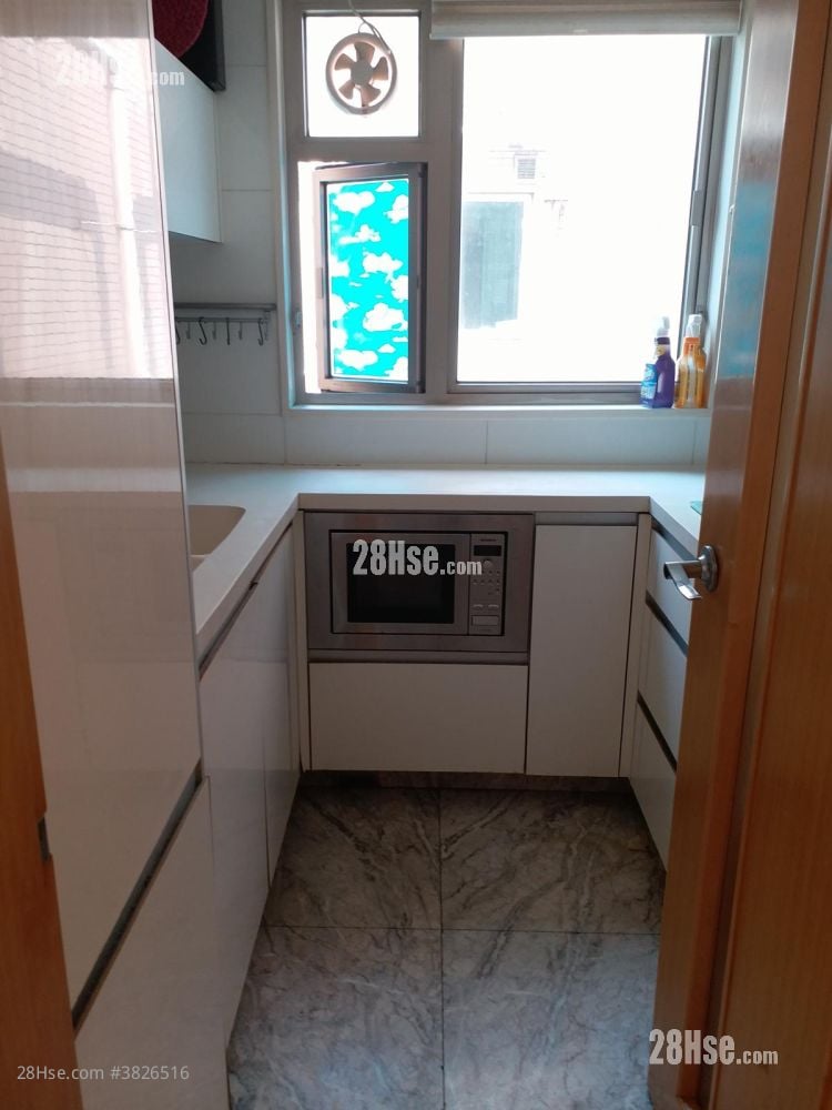 君汇港 租盘 2 房 , 1 浴室 478 平方尺