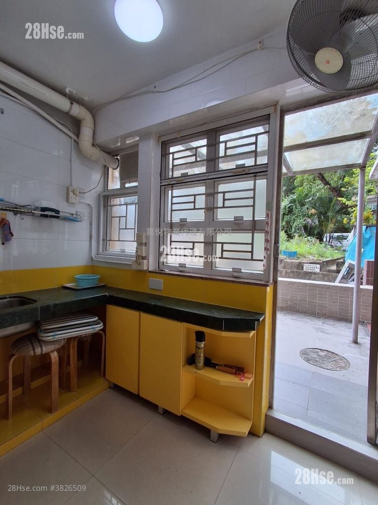 村屋 租盘 开放式间隔 , 1 浴室 350 平方尺