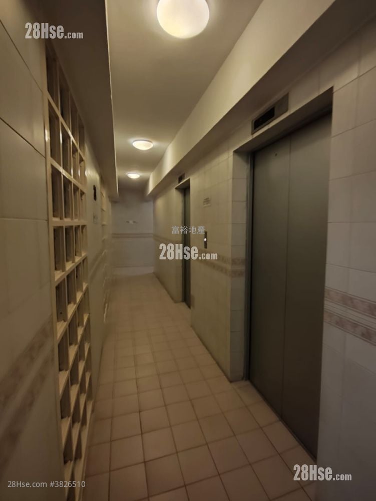 高樂花園 售盤 2 房 , 1 浴室 310 平方呎