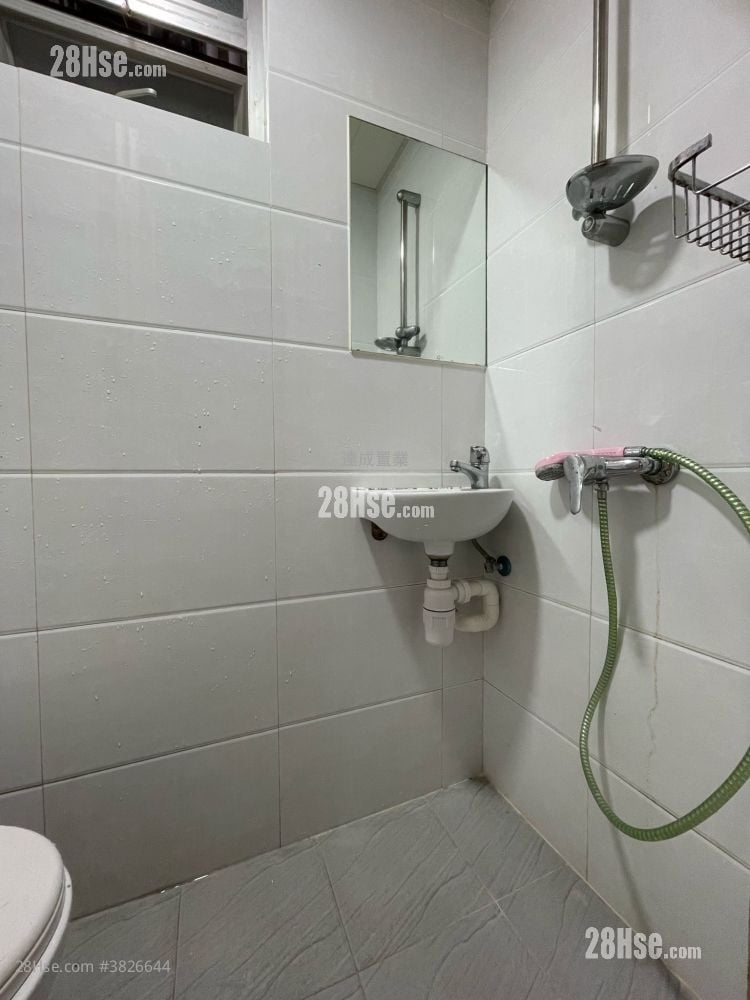 城南道46號 租盤 386 平方呎