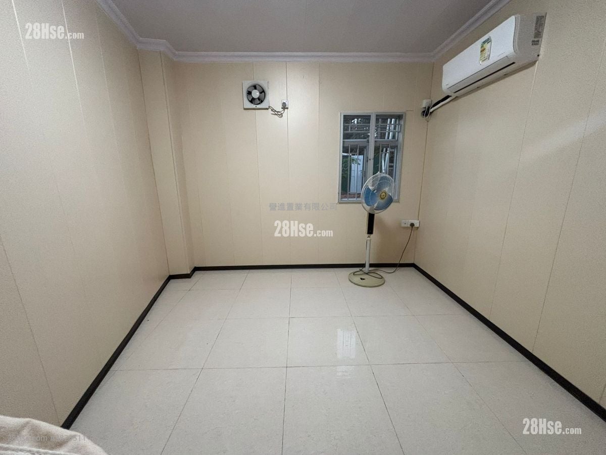 Village Rental 1 Bedroom , 1 Bathroom 550 ft²