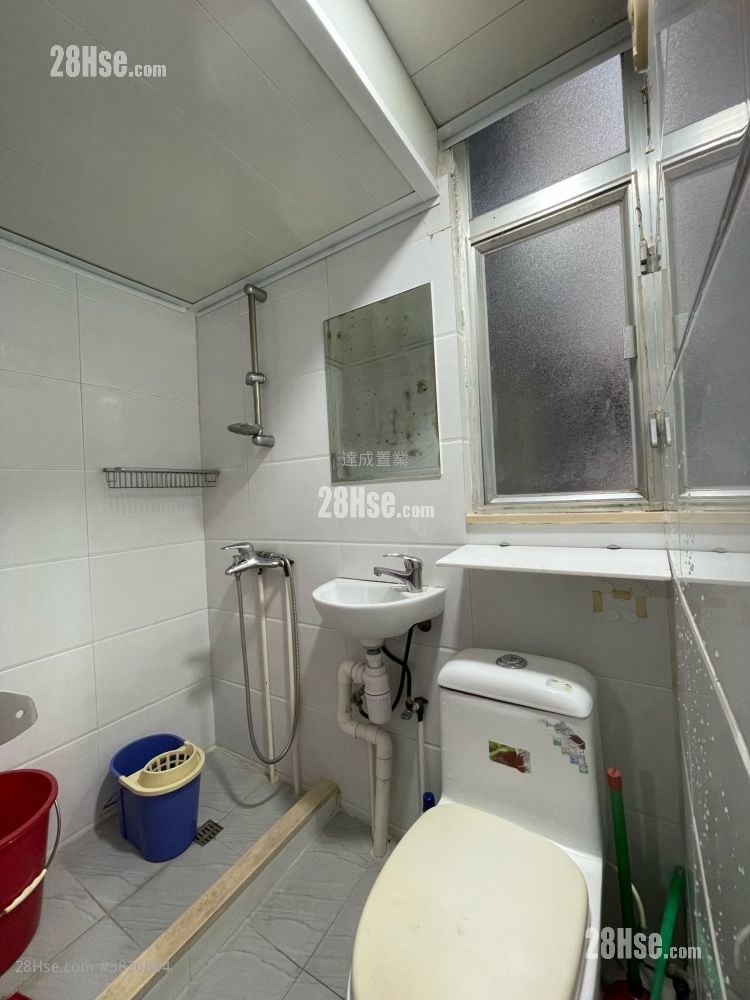 城南道46號 租盤 386 平方呎