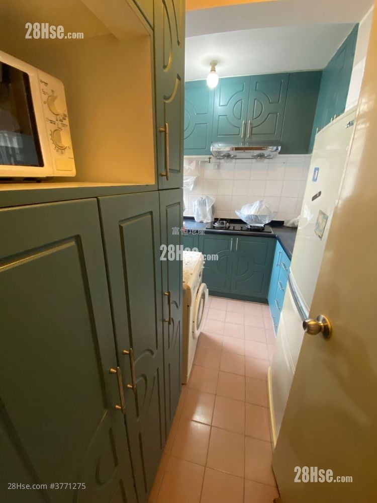 冠暉苑 售盤 2 房 , 1 浴室 418 平方呎