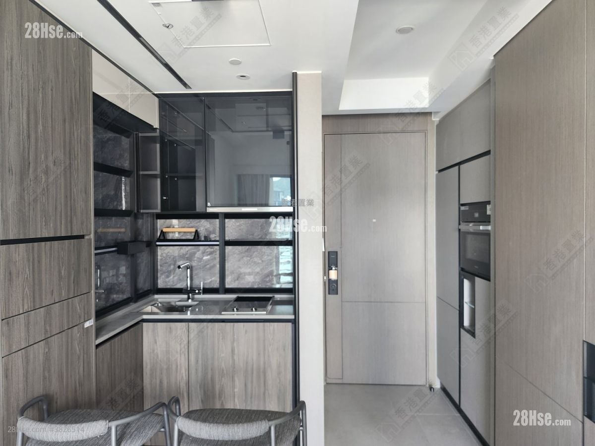 天璽天 售盤 1 房 296 平方呎