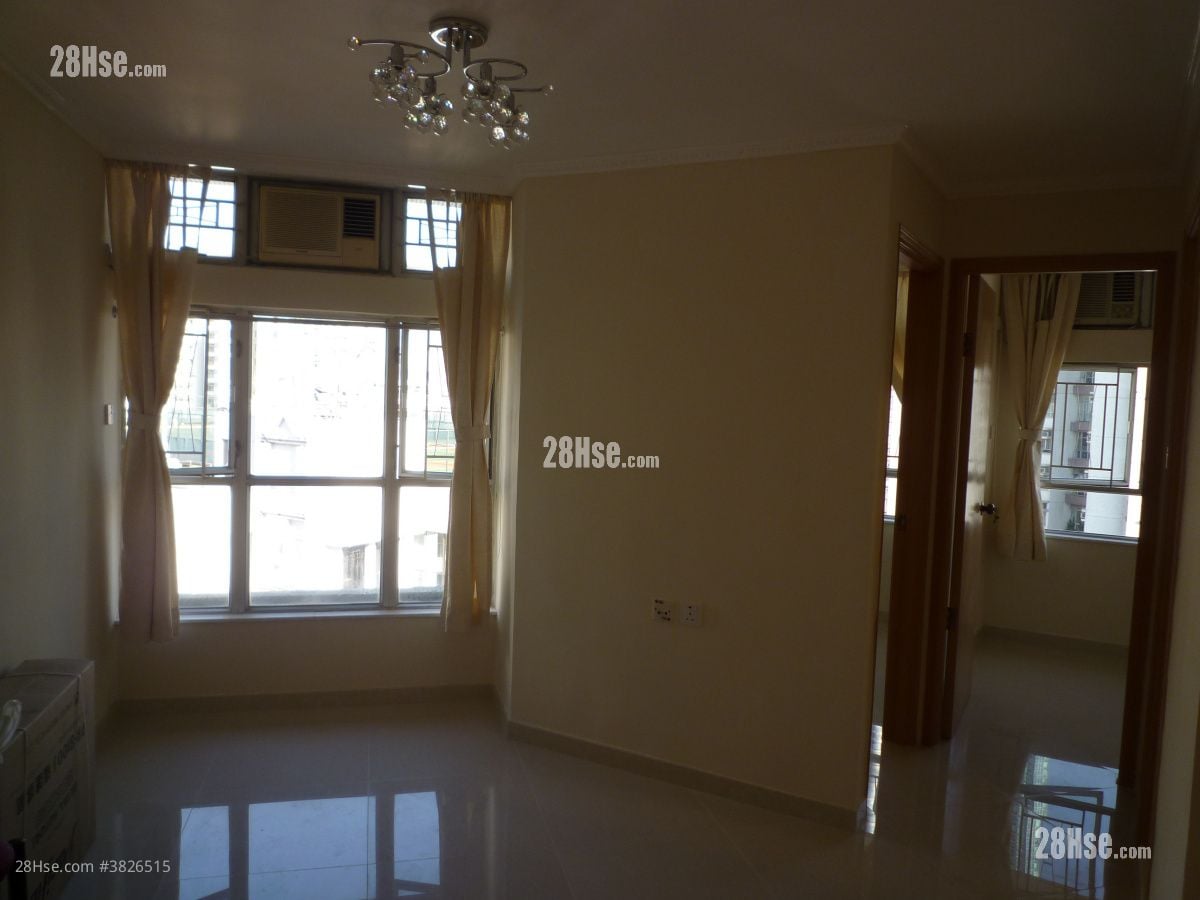 Whampoa Garden Sell 2 Bedrooms , 1 Bathroom 389 ft²