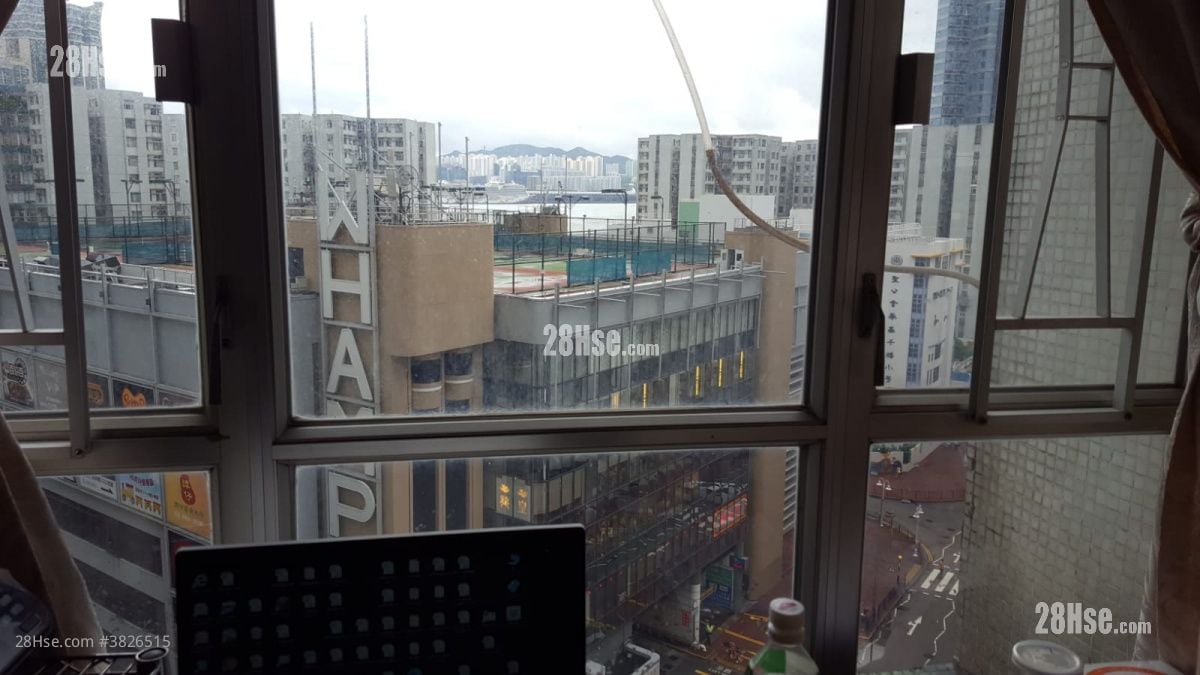 Whampoa Garden Sell 2 Bedrooms , 1 Bathroom 389 ft²