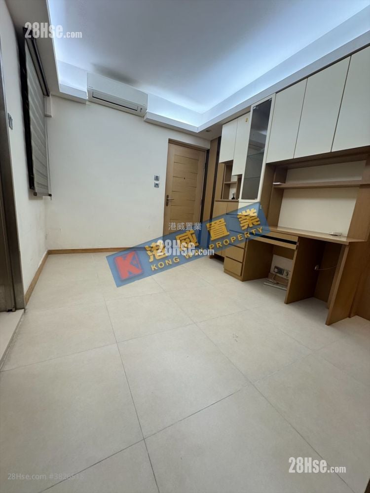 Kam Yuen Mansion Sell 2 Bedrooms , 1 Bathroom 3,080 ft²