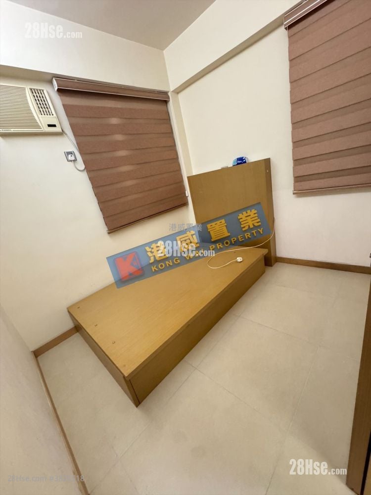 Kam Yuen Mansion Sell 2 Bedrooms , 1 Bathroom 3,080 ft²