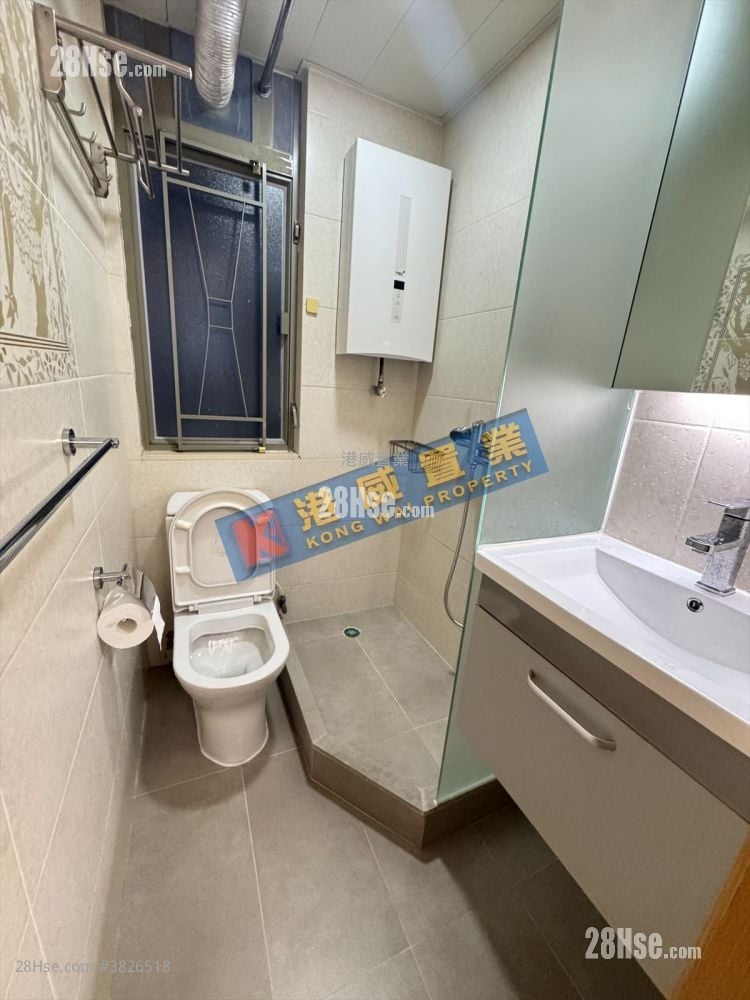 Kam Yuen Mansion Sell 2 Bedrooms , 1 Bathroom 3,080 ft²