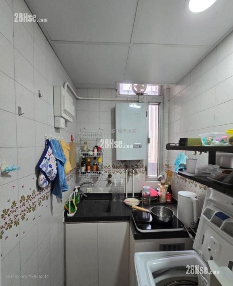 翠華花園 租盤 1 房 , 1 浴室 215 平方呎