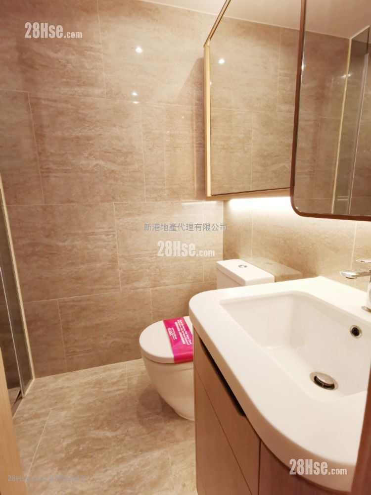 Upper East Sell 1 Bathroom 203 ft²