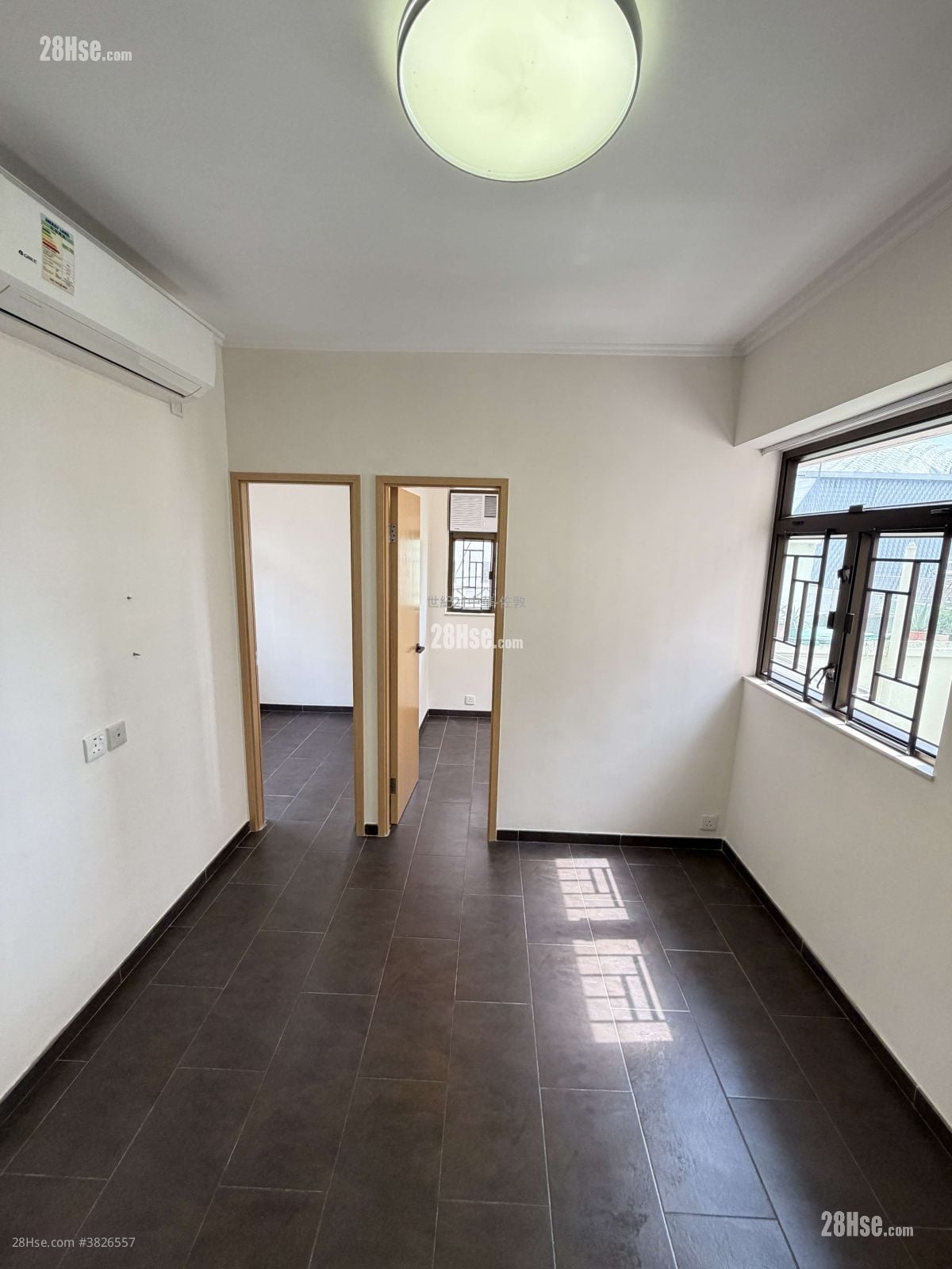 Lee Loy Mansion Rental 280 ft²