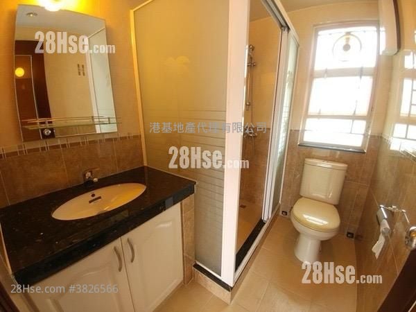 村屋 租盤 3 房 , 2 浴室 630 平方呎