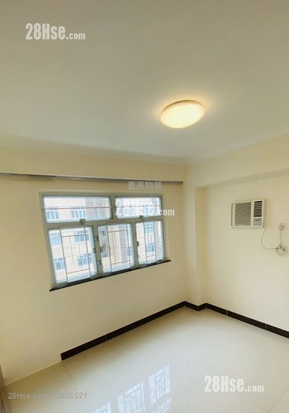 Wyler Garden Sell 2 Bedrooms , 1 Bathroom 426 ft²