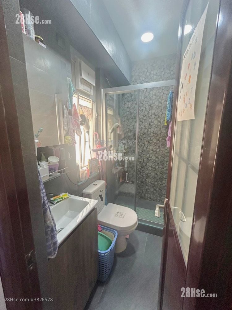 Winner Centre Sell 1 Bedroom , 1 Bathroom 254 ft²