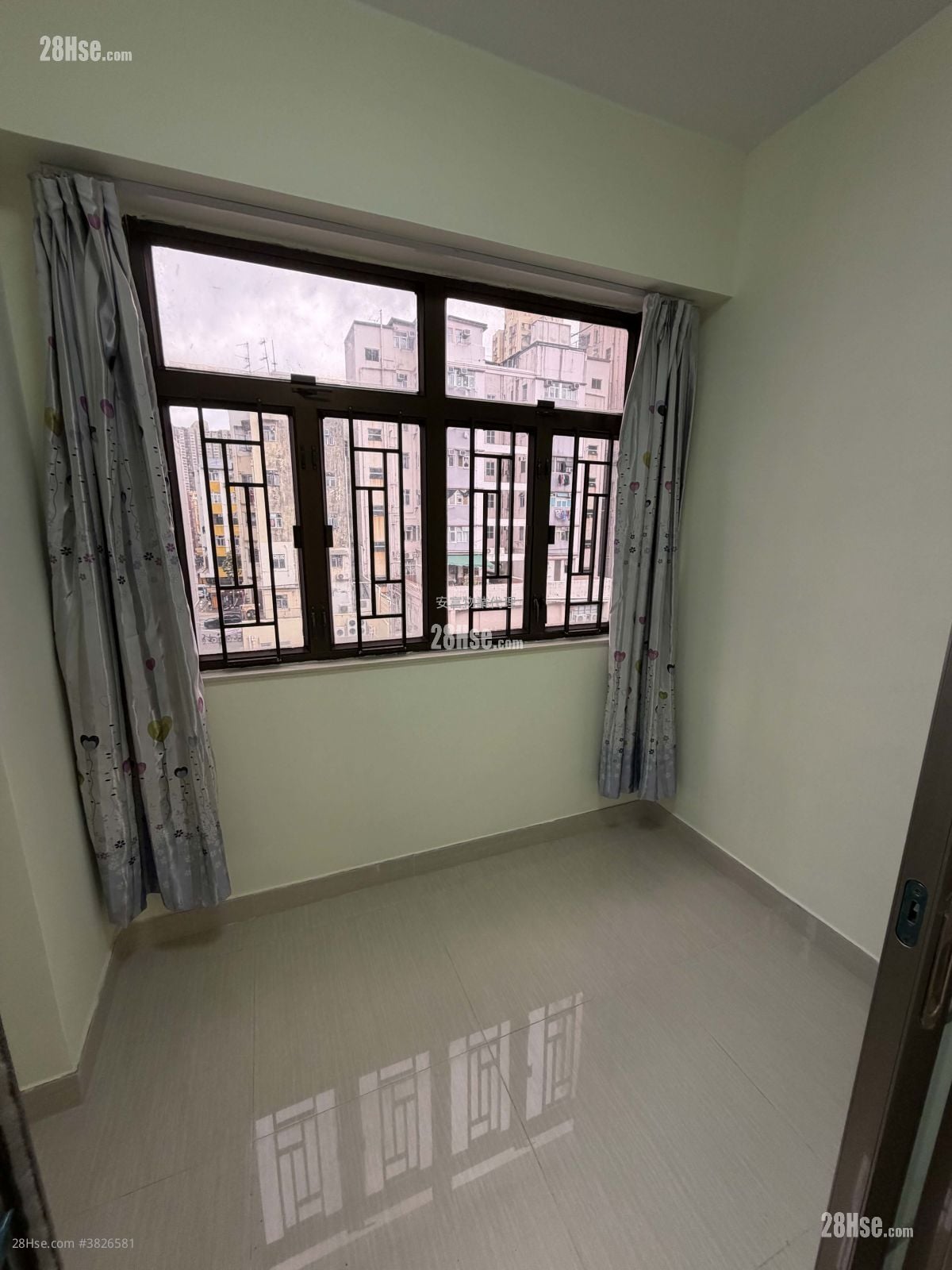 東樂樓 租盤 120 平方呎