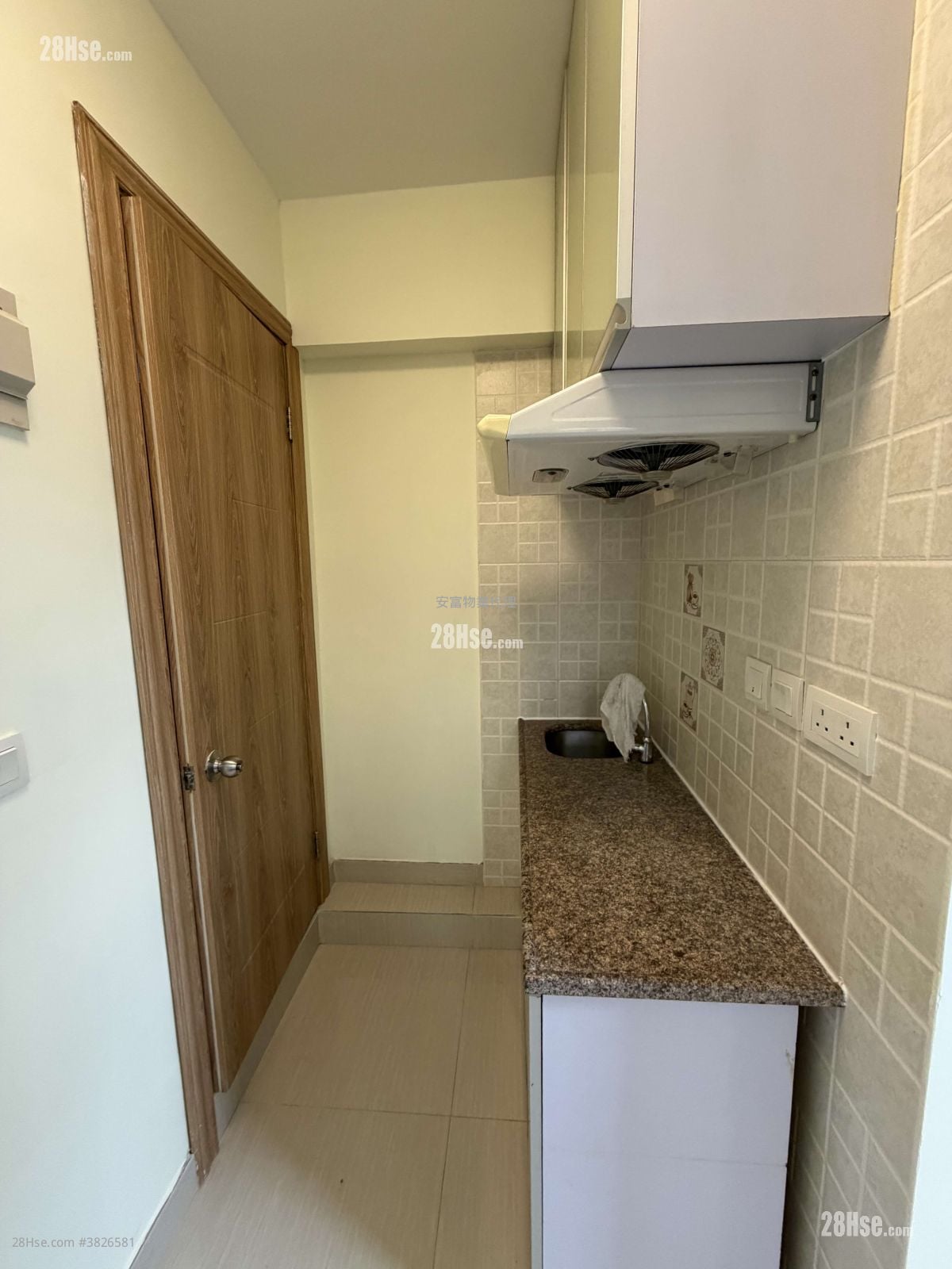 東樂樓 租盤 120 平方呎