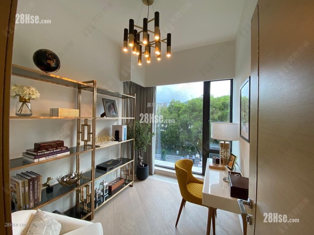 St.moritz Sell 4 Bedrooms , 3 Bathrooms 1,519 ft²