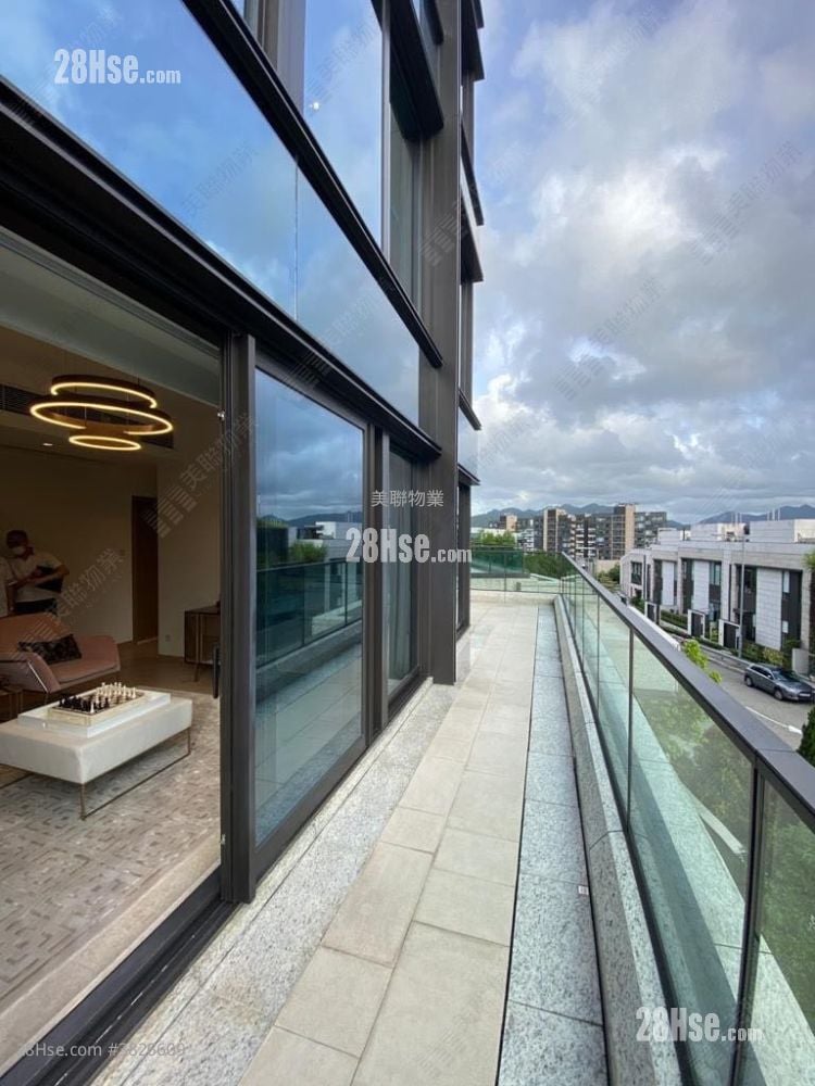 St.moritz Sell 4 Bedrooms , 3 Bathrooms 1,519 ft²